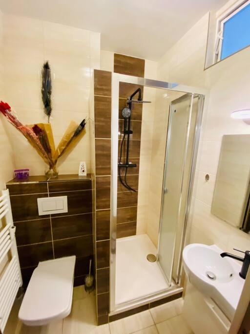 2 Izbovy - Blizko Centra Martin Apartment Ngoại thất bức ảnh